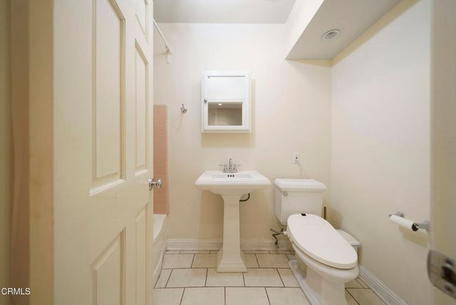 4711 Briggs Avenue, La Crescenta, CA 91214