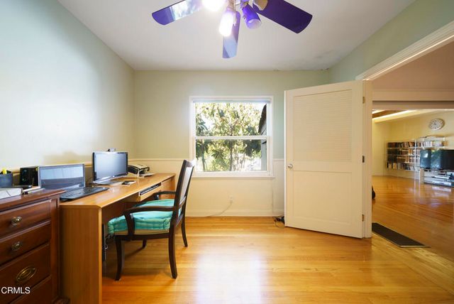 4711 Briggs Avenue, La Crescenta, CA 91214