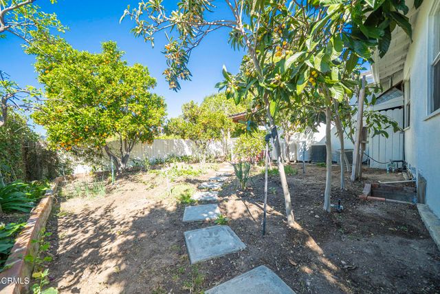 4711 Briggs Avenue, La Crescenta, CA 91214