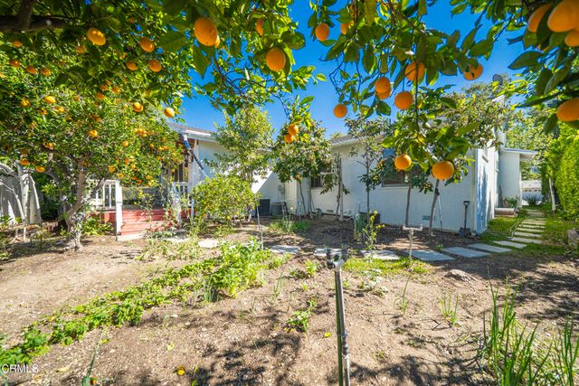 4711 Briggs Avenue, La Crescenta, CA 91214