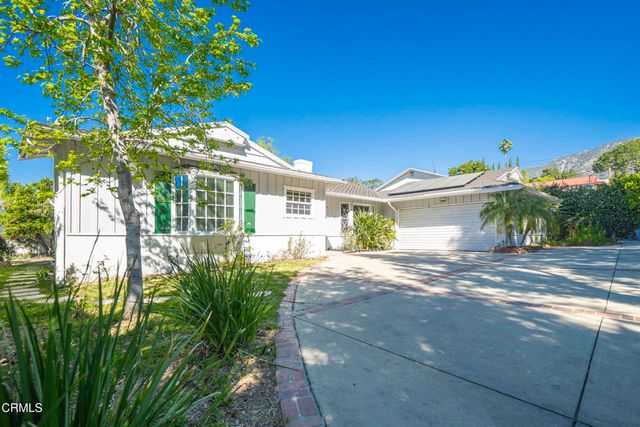 4711 Briggs Avenue, La Crescenta, CA 91214