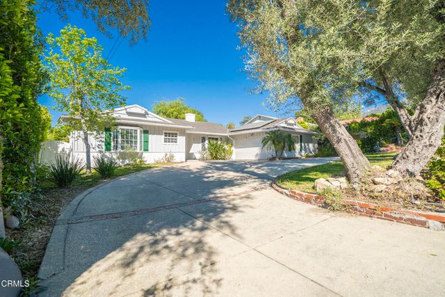 4711 Briggs Avenue, La Crescenta, CA 91214