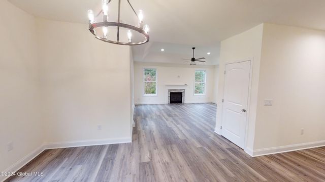 8 Brookhaven Court, Wilton, NY 12866