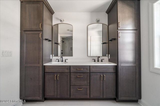 8 Brookhaven Court, Wilton, NY 12866