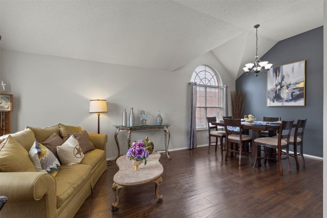 5025 Vineyard Lane, Mckinney, TX 75070