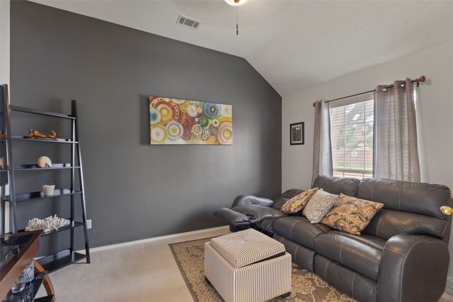 5025 Vineyard Lane, Mckinney, TX 75070