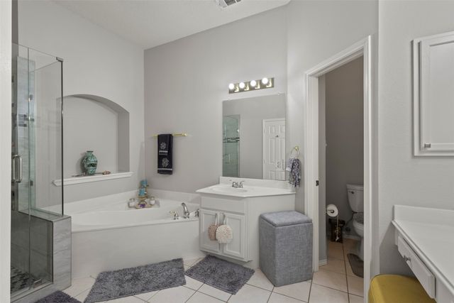 5025 Vineyard Lane, Mckinney, TX 75070