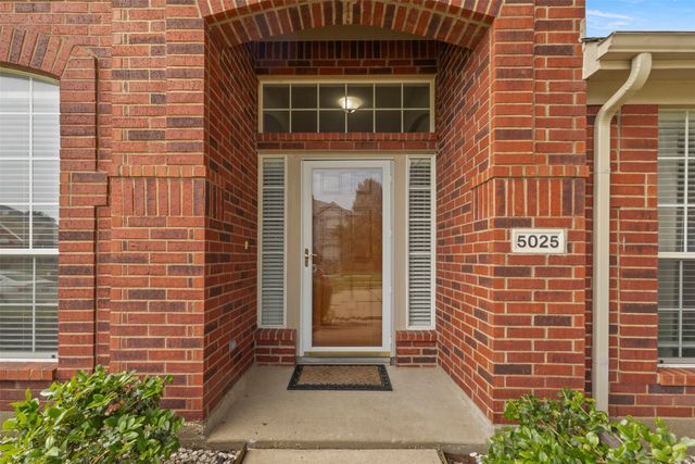 5025 Vineyard Lane, Mckinney, TX 75070