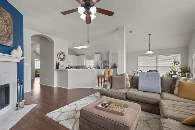 5025 Vineyard Lane, Mckinney, TX 75070