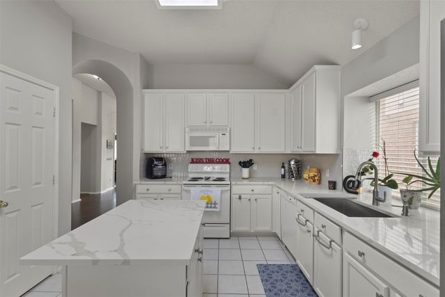 5025 Vineyard Lane, Mckinney, TX 75070