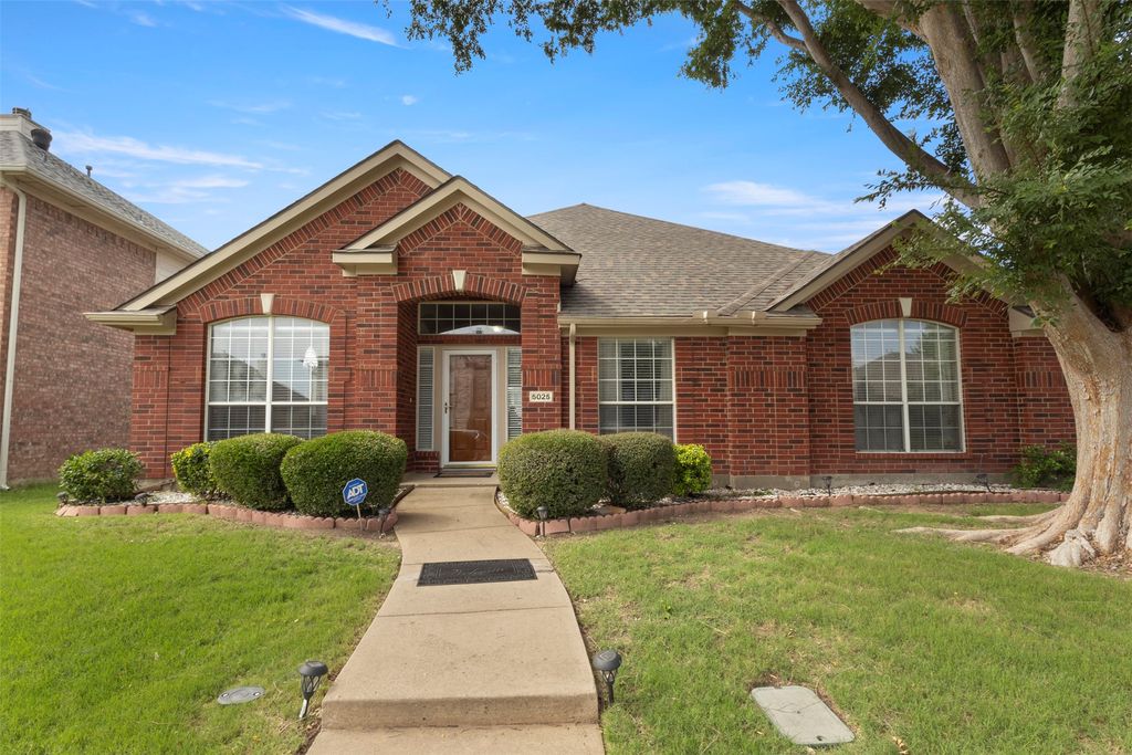 5025 Vineyard Lane, Mckinney, TX 75070