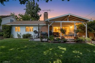 23232 Hartland, West Hills, CA 91307