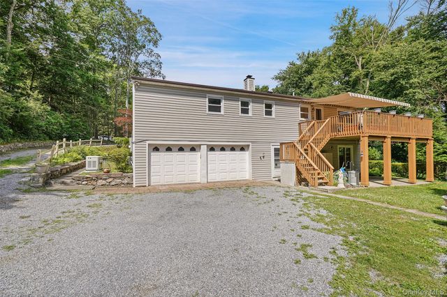 10 Highview Terrace, Somers, NY 10589