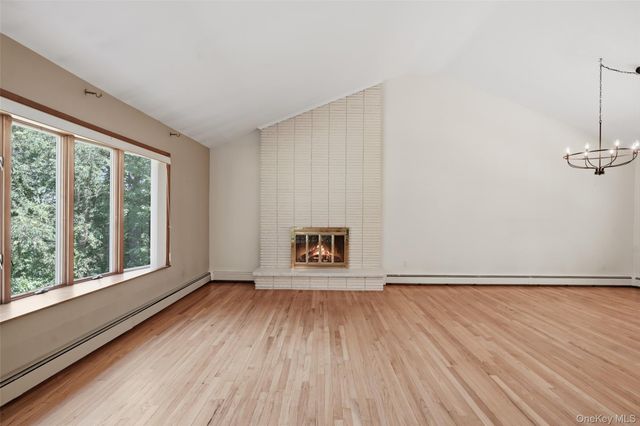 10 Highview Terrace, Somers, NY 10589