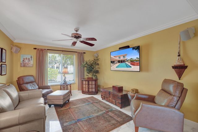 5530 Bayview Drive, Fort Lauderdale, FL 33308