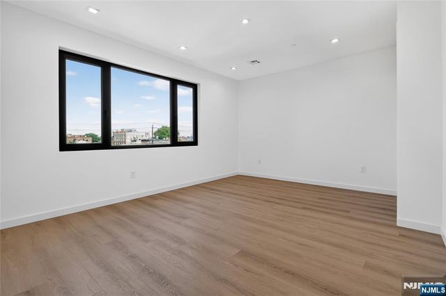114 69th Street, Guttenberg, NJ 07093