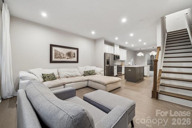 1310 Gleason Way, Charlotte, NC 28217