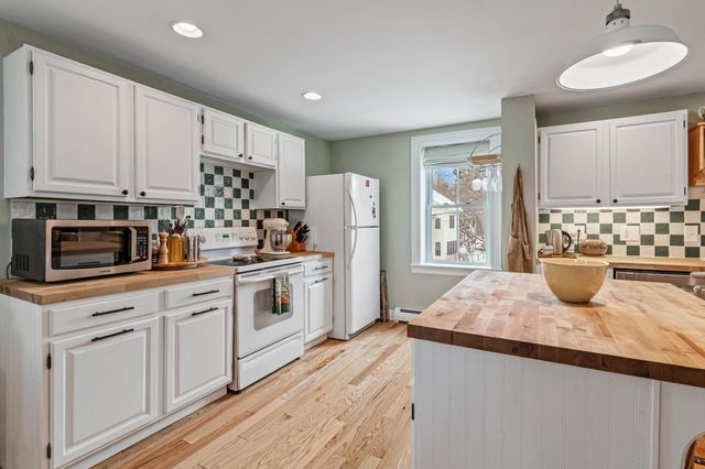 1116 Main Street, Fairfax, VT 05454