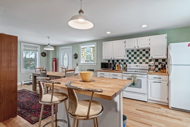 1116 Main Street, Fairfax, VT 05454