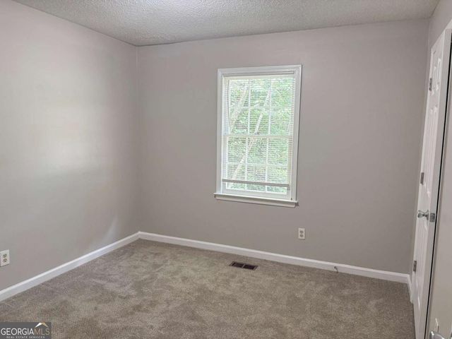 385 Nectarine Drive, Newnan, GA 30265