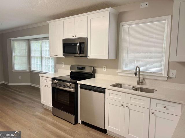385 Nectarine Drive, Newnan, GA 30265