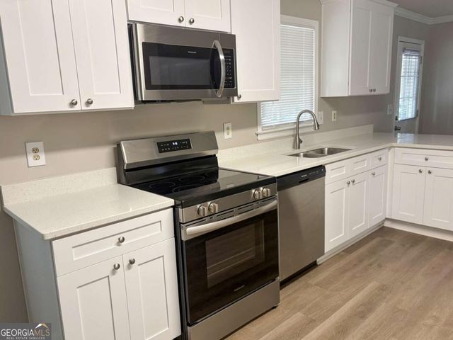 385 Nectarine Drive, Newnan, GA 30265