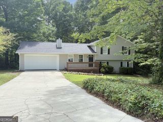385 Nectarine Drive, Newnan, GA 30265