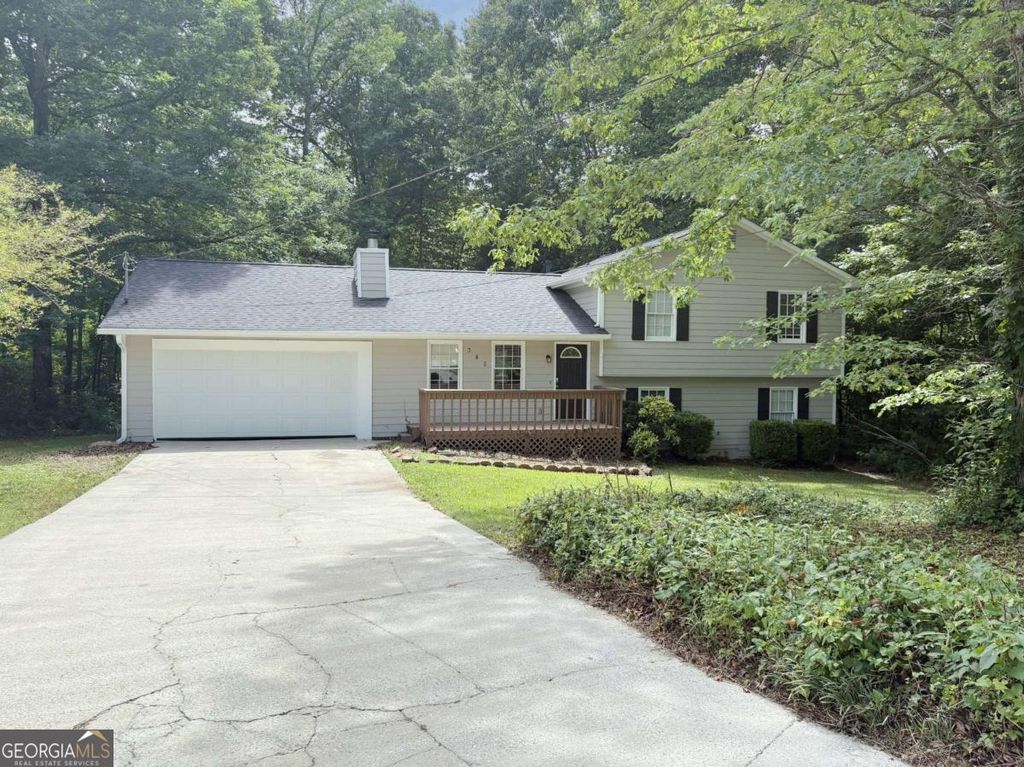 385 Nectarine Drive, Newnan, GA 30265