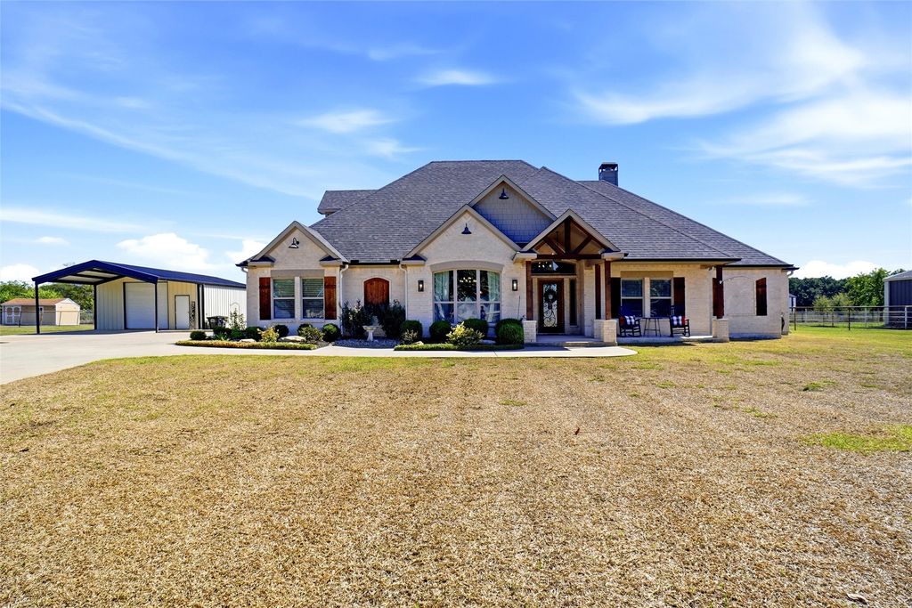 135 Smith Lane, Combine, TX 75159