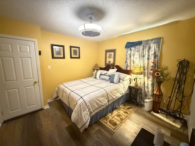 1202 N 25th Ave, Hattiesburg, MS 39401