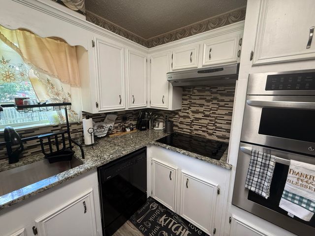 1202 N 25th Ave, Hattiesburg, MS 39401