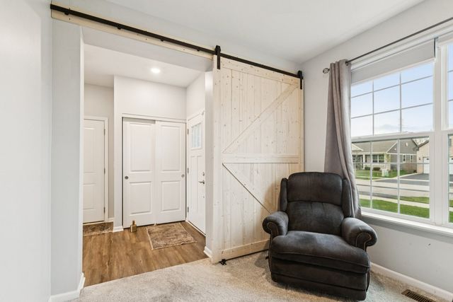 1053 Honey Locust Drive, Crystal Lake, IL 60012