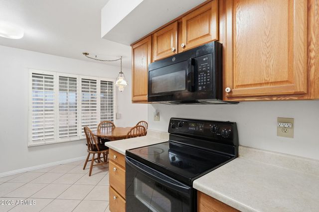 18027 N 134 Avenue, Sun City West, AZ 85375