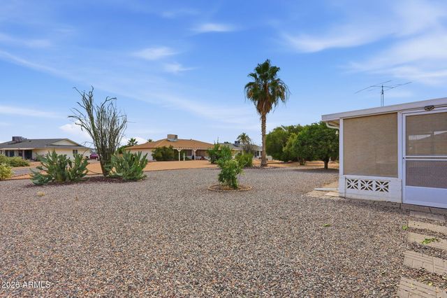 18027 N 134 Avenue, Sun City West, AZ 85375