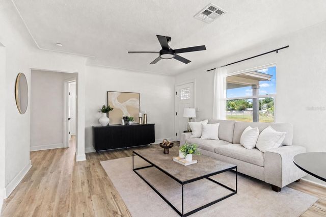 4600 21ST STREET N, St Petersburg, FL 33714