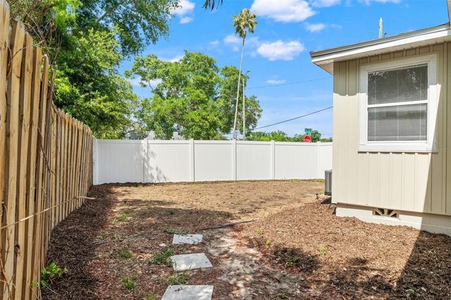 4600 21ST STREET N, St Petersburg, FL 33714