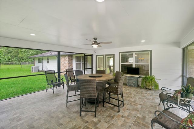 115 County Road 3189c, Cleveland, TX 77327
