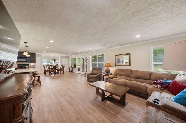 115 County Road 3189c, Cleveland, TX 77327