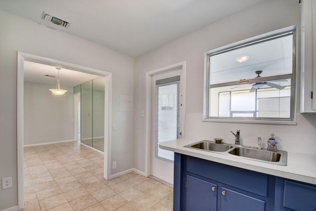 6698 Belvedere Road, West Palm Beach, FL 33413