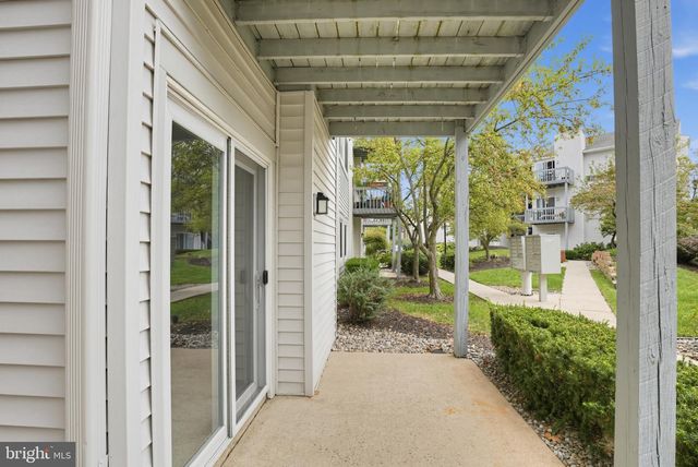 2034 LUCAS LN, Voorhees, NJ 08043