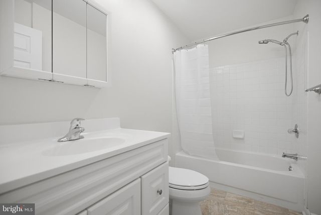 2034 LUCAS LN, Voorhees, NJ 08043