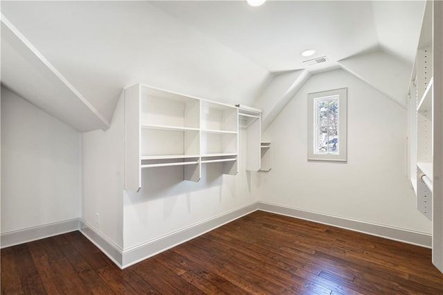 712 Gladstone NW Road, Atlanta, GA 30318