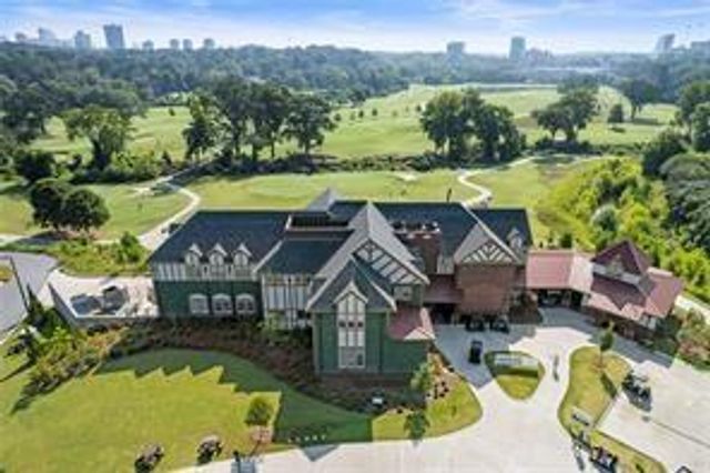 712 Gladstone NW Road, Atlanta, GA 30318