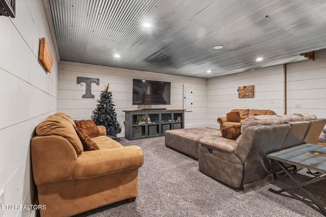 450 County Road 134, Athens, TN 37303