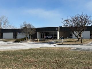 3245 East 35th Street Court, Davenport, IA 52807