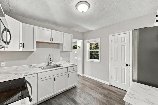 2810 Penn Avenue N, Minneapolis, MN 55411
