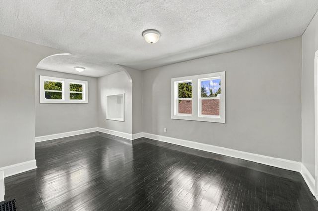 2810 Penn Avenue N, Minneapolis, MN 55411