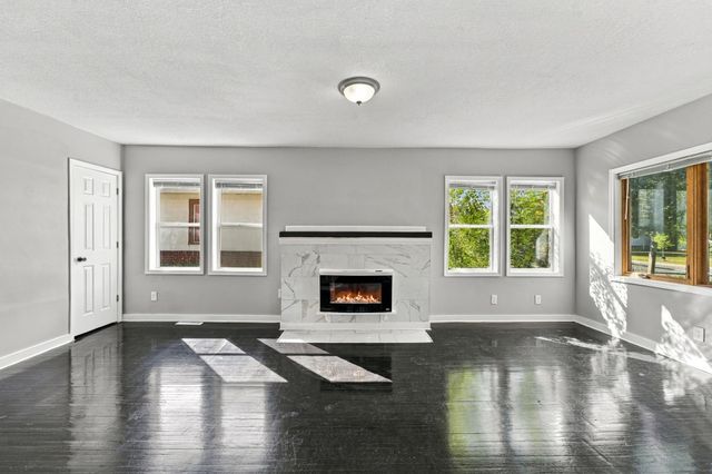 2810 Penn Avenue N, Minneapolis, MN 55411