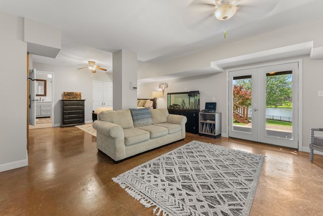 9711 PINE POINT DR, Lakeland, TN 38002