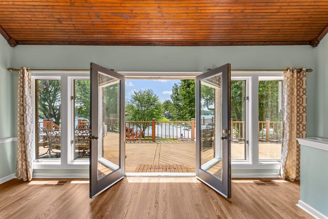 9711 PINE POINT DR, Lakeland, TN 38002